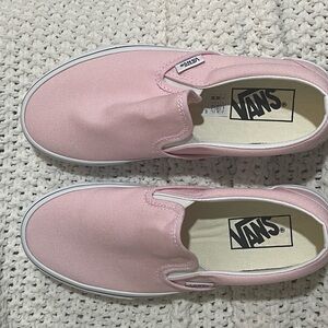 NWOT - Vans Classic Slip on